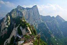 Overlook The Caer Cliff_Hua Mountain_xian_shanxi Royalty Free Stock Photo Overlook The Caer Cliff_Hua Mountain_xian_shanxi Royalty Free Stock Photo