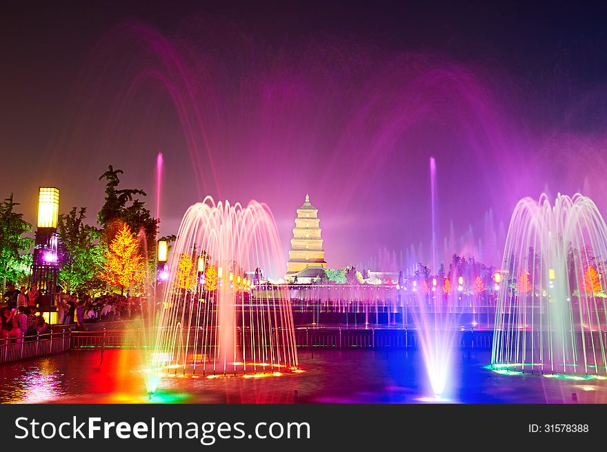 The Purple Red Fountain_the Wild Goose Pagoda_nort