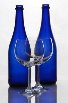 Color Wine Bottles And Wine Glasses Royalty Free Stock Images Color Wine Bottles And Wine Glasses Royalty Free Stock Images