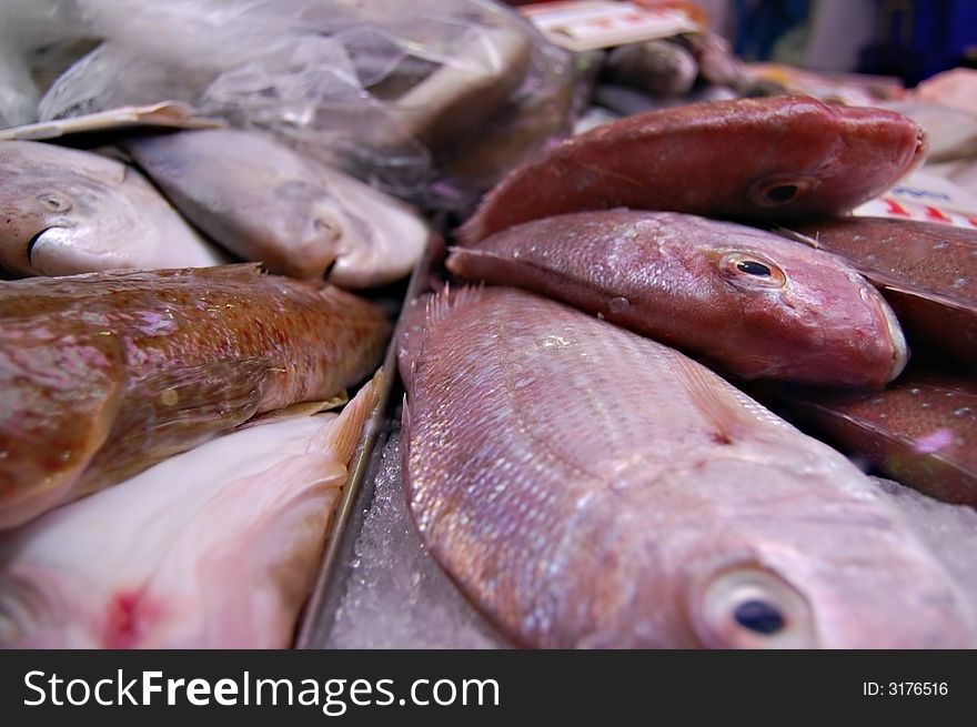 Fish on ice for sale to the public at Melbourne's queen victoria market. Fish on ice for sale to the public at Melbourne's queen victoria market