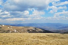 Mountain Ridge Overlooking Large Royalty Free Stock Photos Mountain Ridge Overlooking Large Royalty Free Stock Photos