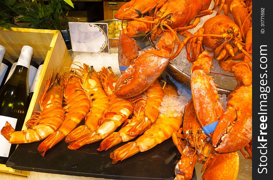 Cooked Lobster for sale in store display