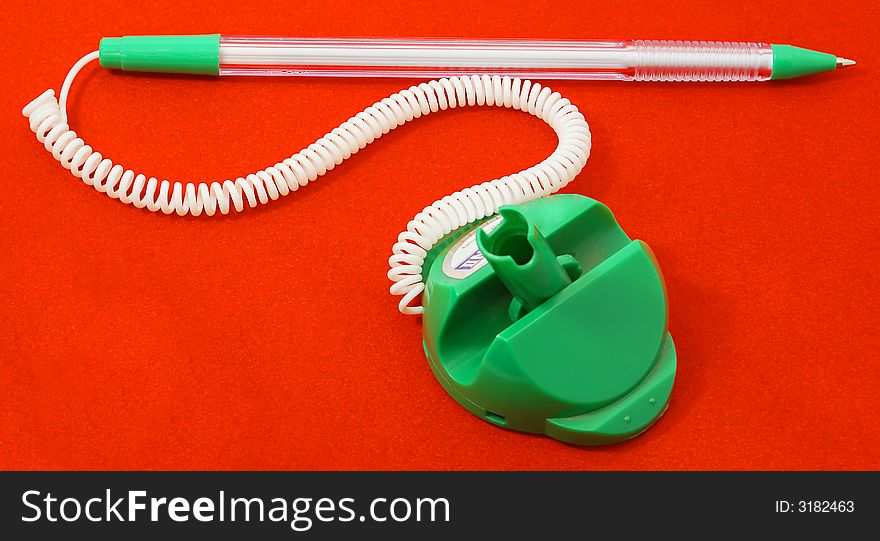The pen for visitors or clients in hotel, is fixed by a flexible twisted cord. The pen for visitors or clients in hotel, is fixed by a flexible twisted cord.