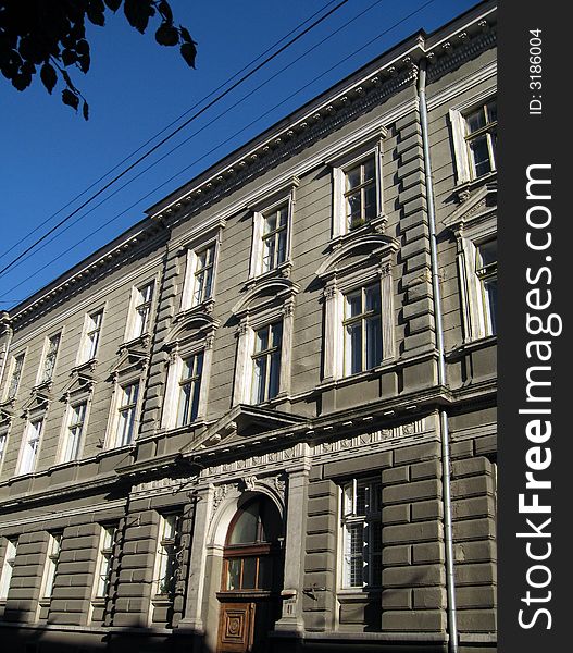 Photo of old house in lviv