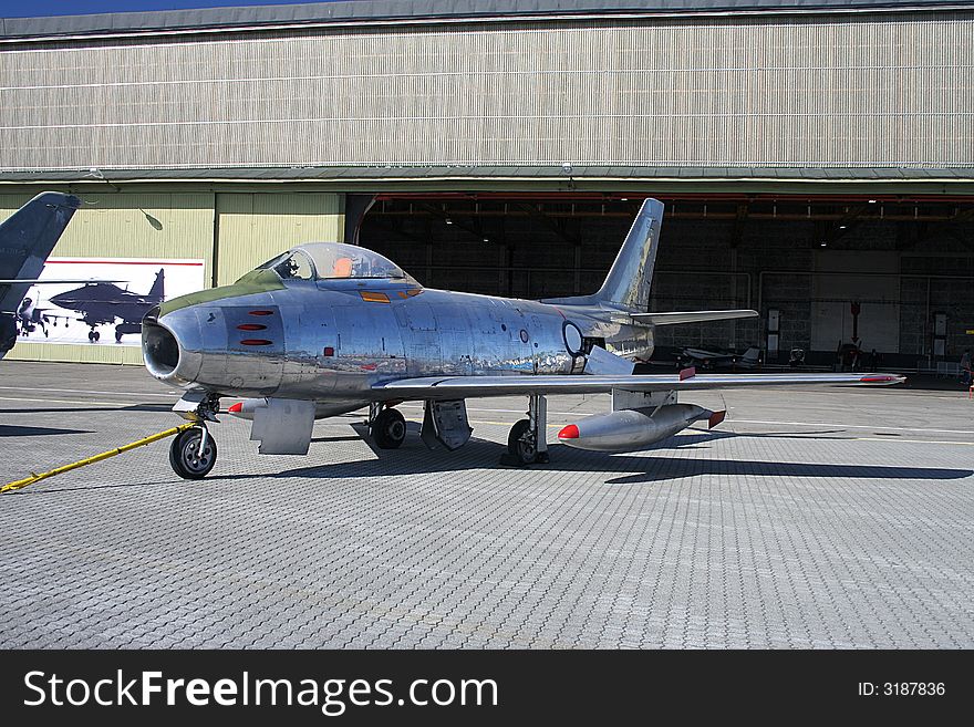 F86 Sabre, USAAF airplane produced from 1944