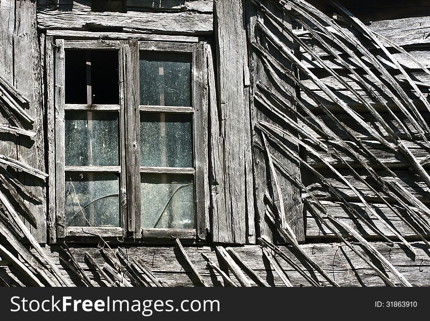 An old wooden window image