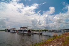 House Boats Parked Royalty Free Stock Photos House Boats Parked Royalty Free Stock Photos