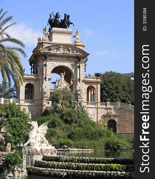 Park de Barcelona; cascade monument