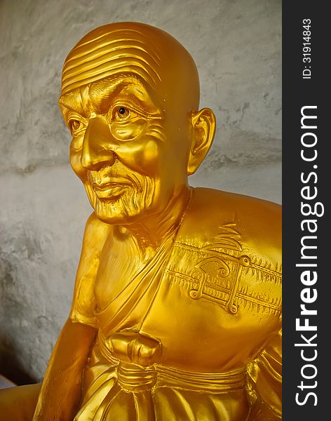 Golden Statue at the Big Buddha hill