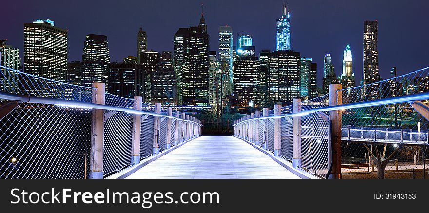 Brooklyn Bridge Park Walkway