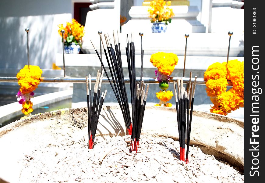 Incense sticks are made of wood or sawdust and used as sacrifices to gods. Incense sticks are made of wood or sawdust and used as sacrifices to gods.