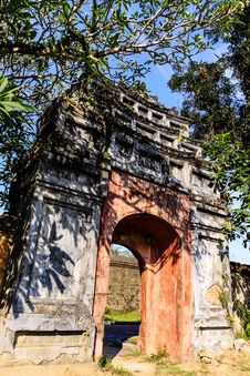 Noon Gate Hue Vietnam Stock Images Noon Gate Hue Vietnam Stock Images