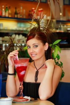 Pretty Woman With Cocktail. Royalty Free Stock Images Pretty Woman With Cocktail. Royalty Free Stock Images