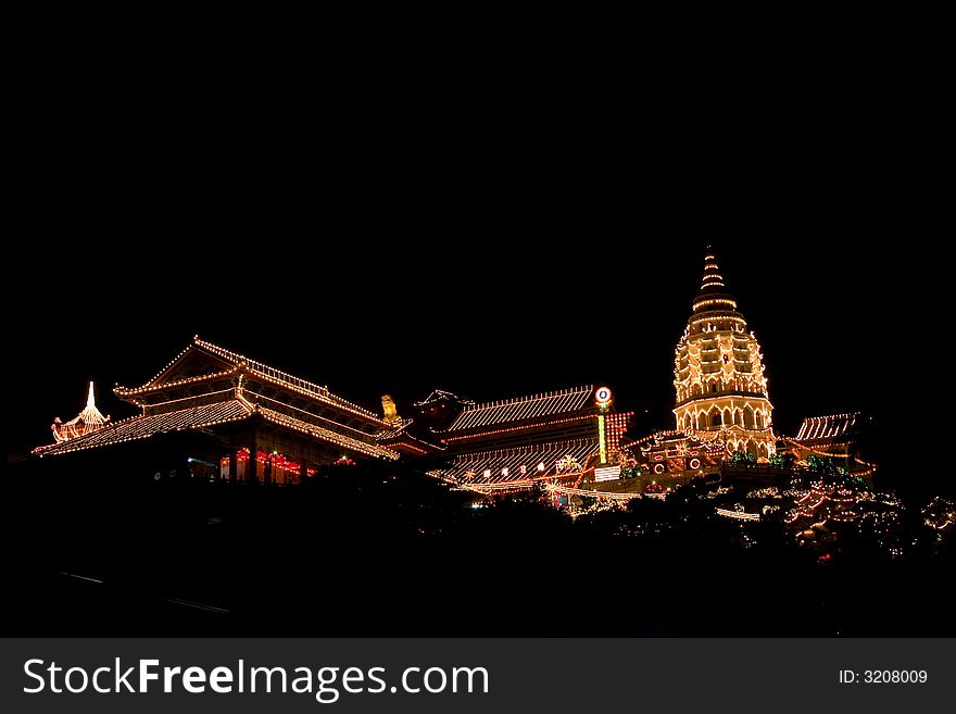 Kek lok si temple at night in penang. Kek lok si temple at night in penang