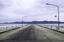 Straight Road Along The Sea Royalty Free Stock Image Straight Road Along The Sea Royalty Free Stock Image