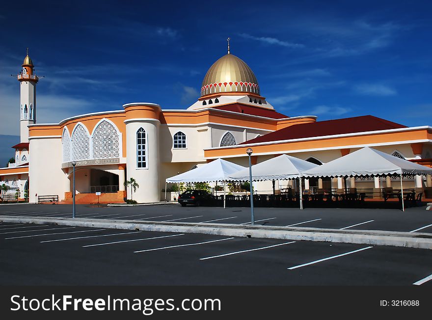 Beautiful focus a mosque image on the blue sky background