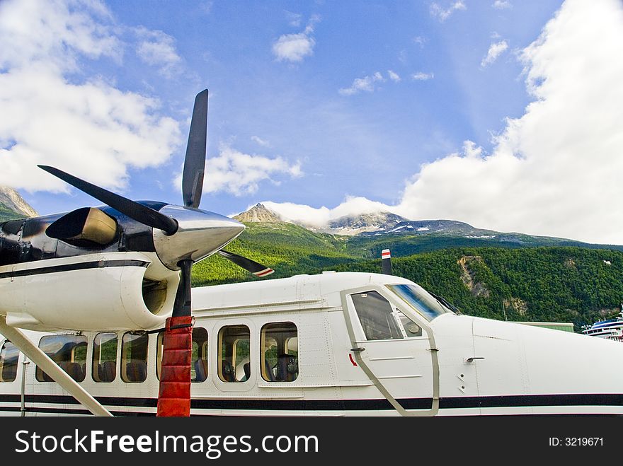 Twin Otter airplane on the runway in Skagway Alaska. Twin Otter airplane on the runway in Skagway Alaska