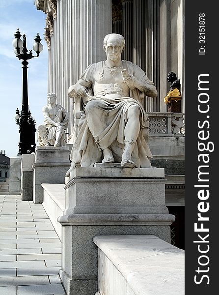 Vienna - Parliament - statues of Caesar and Cicero