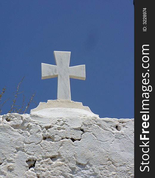 Cross on santorini island 2007