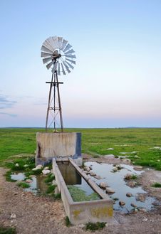 Windmill Waterpump Royalty Free Stock Photo Windmill Waterpump Royalty Free Stock Photo