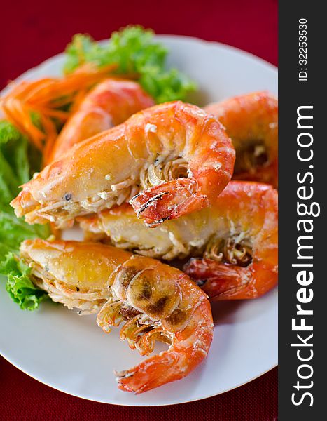 Baked prawns with salty taste in southern Thailand.