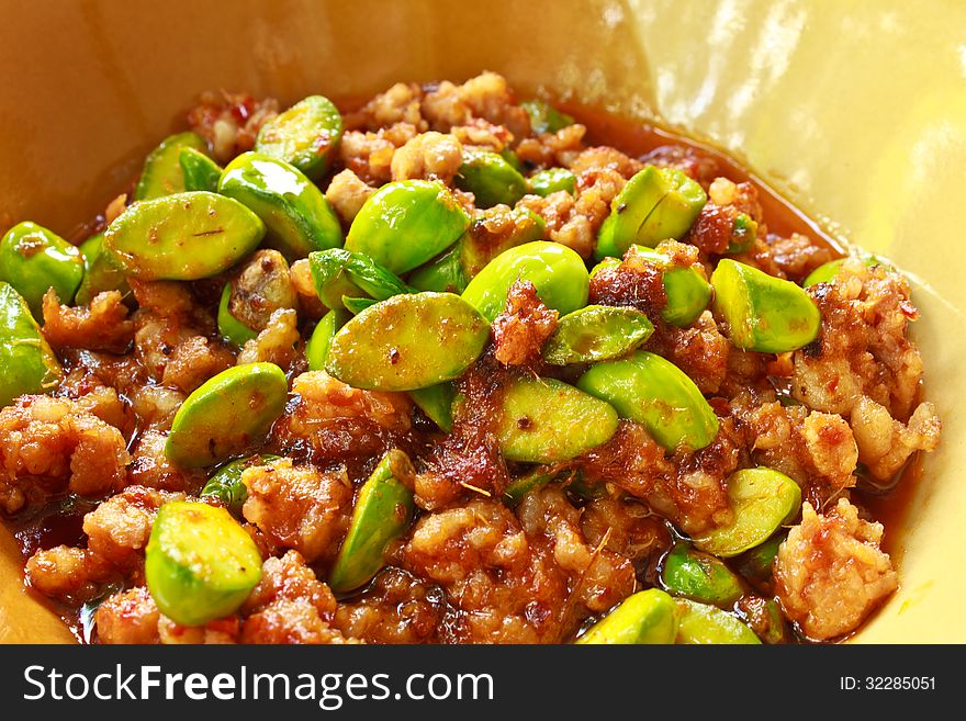 Stir-fried of Spicy Pork with Stink Beans