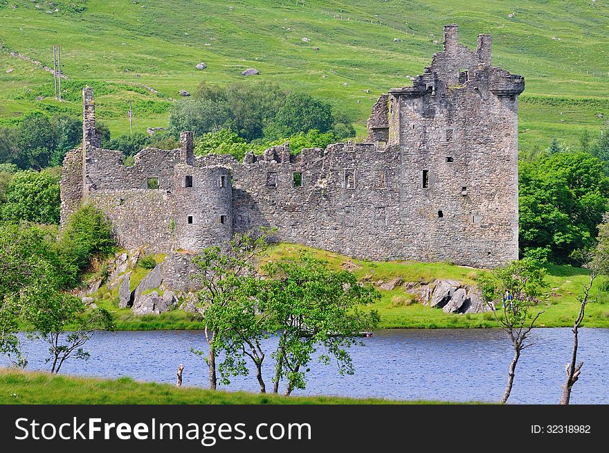 A Scottish castle in Argyleshire on the shores of Loch Awe. A Scottish castle in Argyleshire on the shores of Loch Awe.