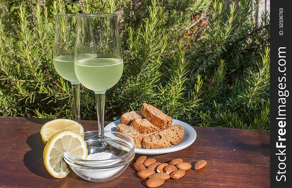 Limoncello And Biscotti