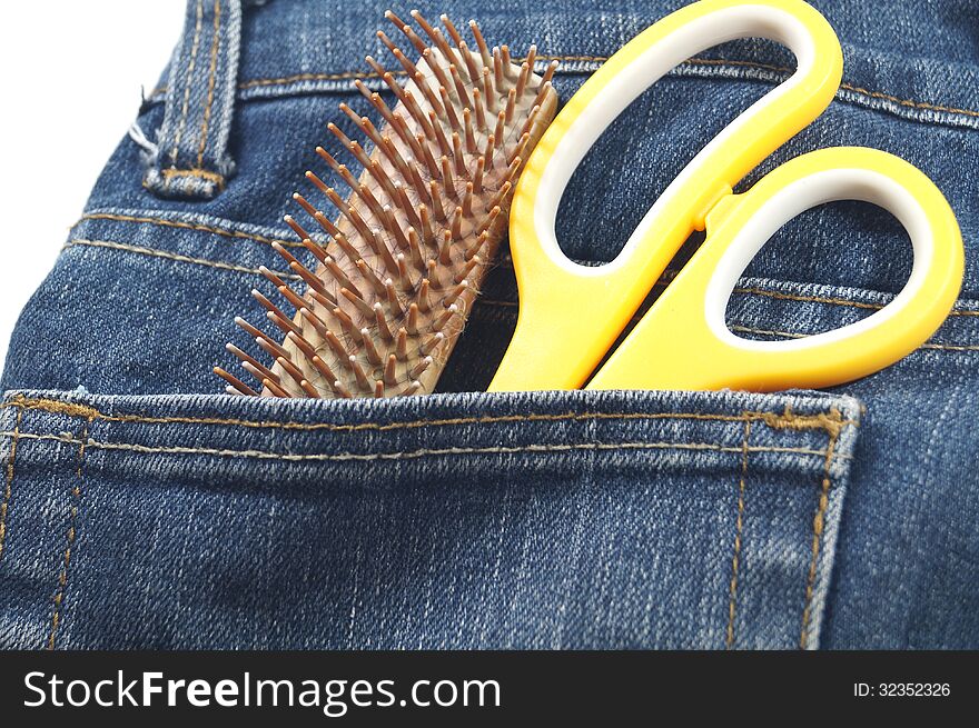 Hair cut tool in jean s pocket