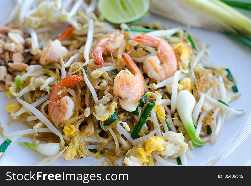 Pad thai