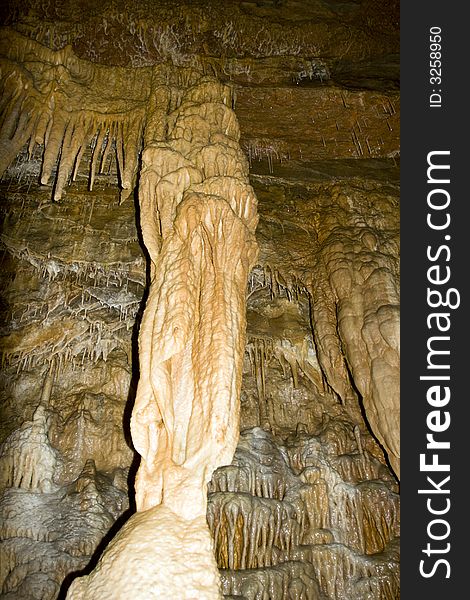 Natural column formation. The minerals in this structure is sandstone, calcite, and some hints of iron.
Located in Smoke Hole Caverns, WV.