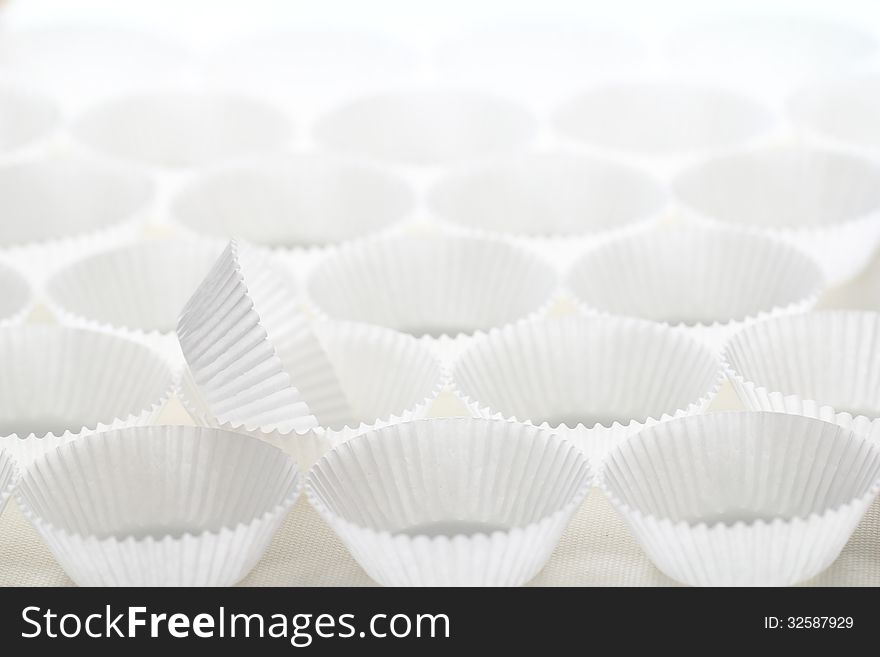 White baking paper cups with shallow depth of field