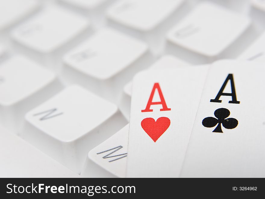 Online Pocket Aces