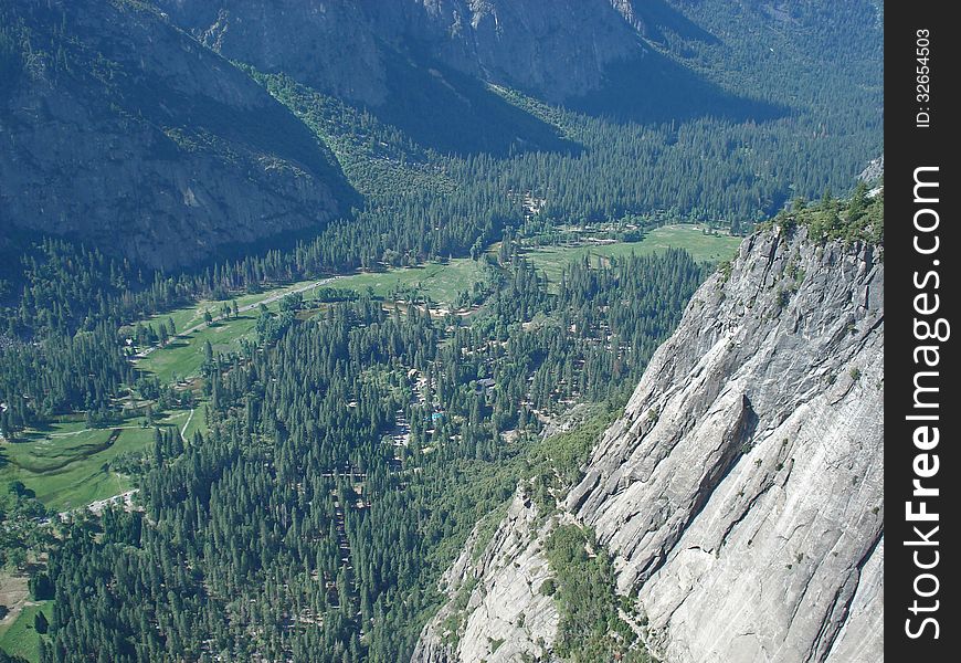 Yosemite valley from Yosemite point Yosemite National Park