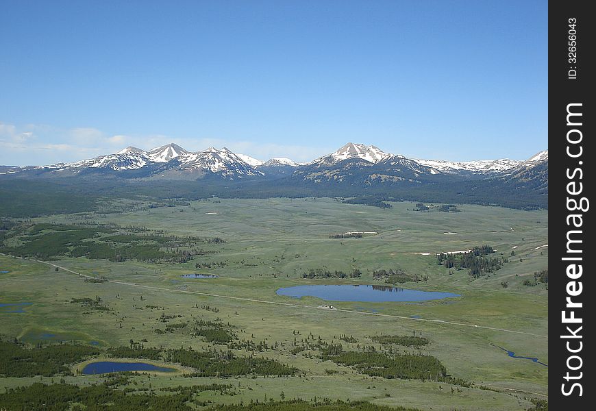 Gardners Hole, Yellowstone Np, from Bunsen Peak. Gardners Hole, Yellowstone Np, from Bunsen Peak