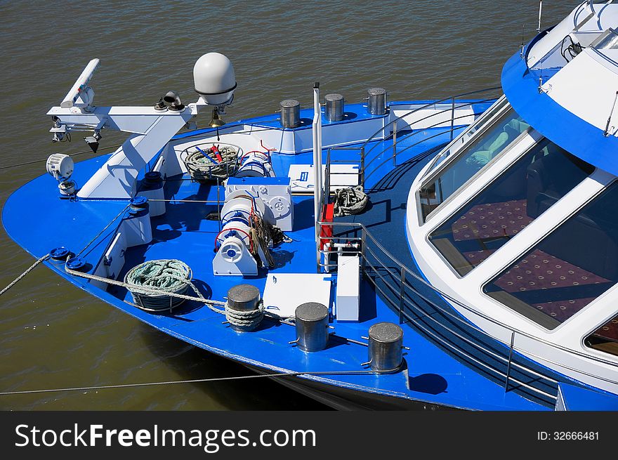 The bow of a passanger ship.