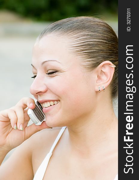 Woman speaking on the phone