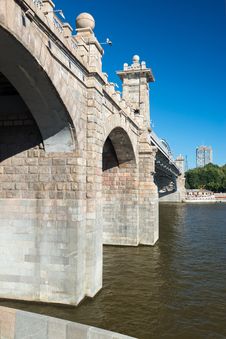 Pedestrian Andreevsky Bridge In Moscow Stock Images Pedestrian Andreevsky Bridge In Moscow Stock Images