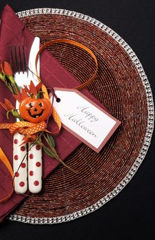 Happy Halloween Table Place Setting With Red Polka Dot Cutlery - Vertical. Royalty Free Stock Photos Happy Halloween Table Place Setting With Red Polka Dot Cutlery - Vertical. Royalty Free Stock Photos