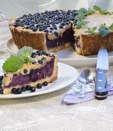 Blueberry Pie With Mint Served With Knife And Spoon Royalty Free Stock Images Blueberry Pie With Mint Served With Knife And Spoon Royalty Free Stock Images