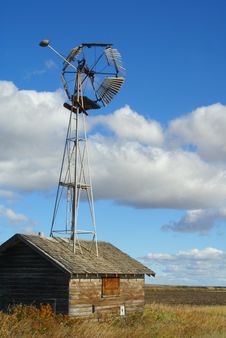 Bizarre Windmill Royalty Free Stock Photos Bizarre Windmill Royalty Free Stock Photos