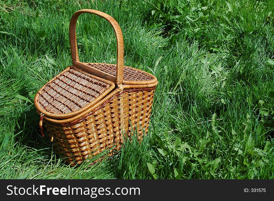 The basket for picnic.