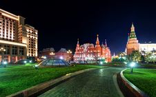 Manezhnaya Square At Night In Moscow Royalty Free Stock Photography Manezhnaya Square At Night In Moscow Royalty Free Stock Photography