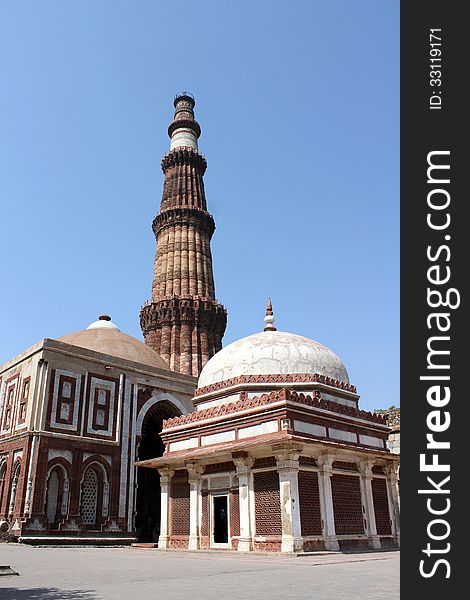Qutb Minar - Delhi - India