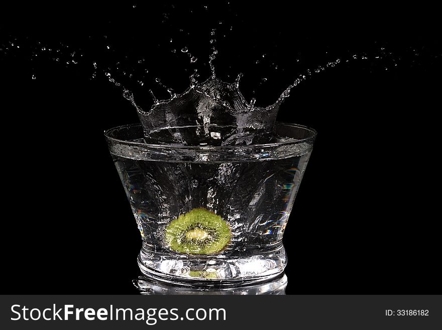 Lemon splashing in water