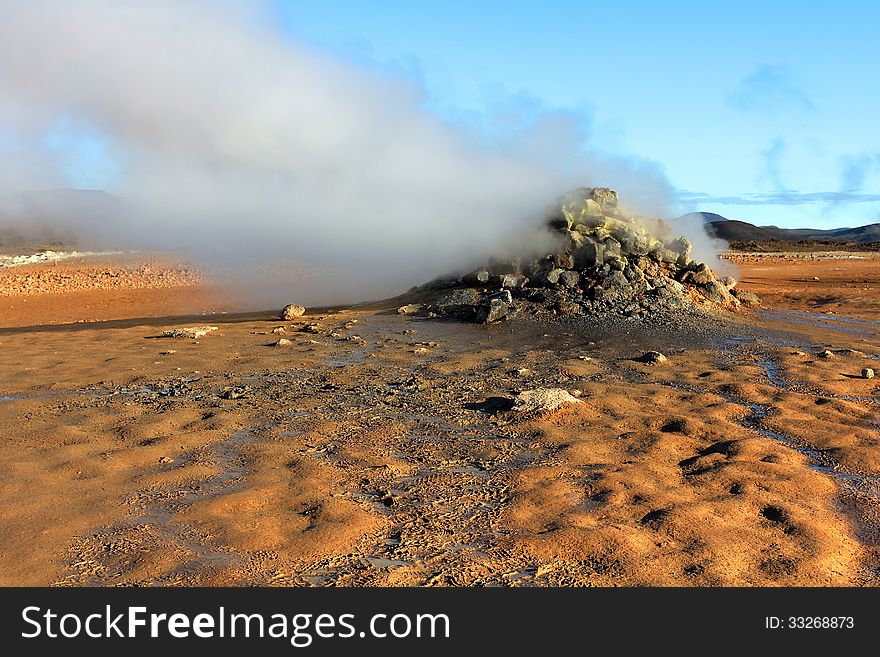 A sulphurous mud pit in Namaskard (NÃ¡maskarÃ° = mine), close to Lake Myvatn, Iceland. A sulphurous mud pit in Namaskard (NÃ¡maskarÃ° = mine), close to Lake Myvatn, Iceland