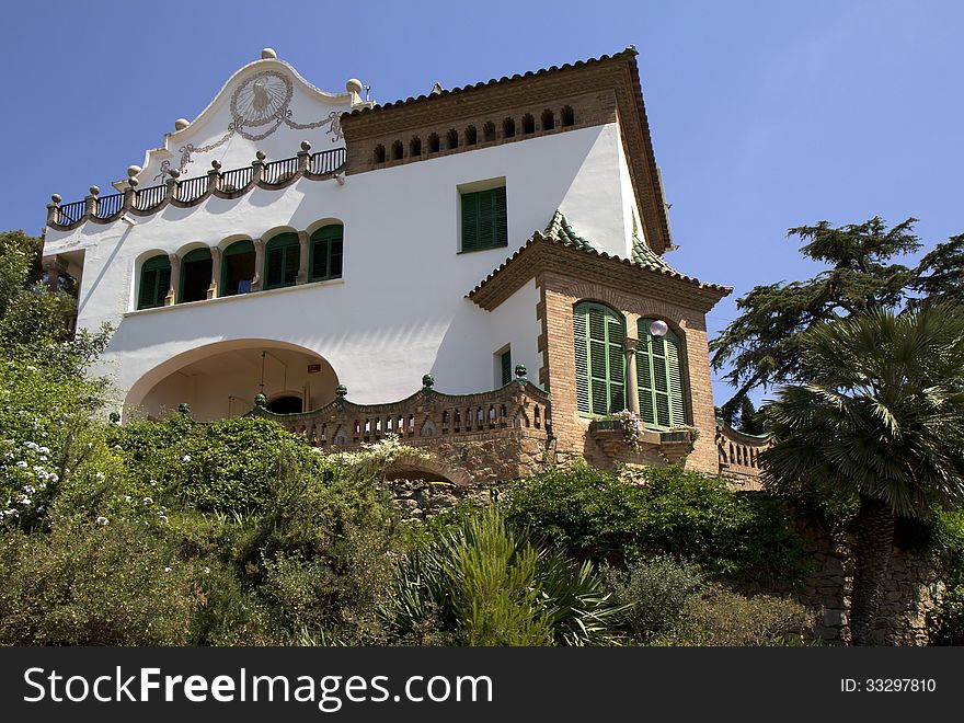 Park Guell - famous Park in Barcelona, created by Antonio Gaudi in 1900-1914 Ð³Ð¾Ð´Ð°Ñ….ÐŸÐ°Ñ€Ðº Gaudi in Barcelona, one of the most unusual and attract tourists from all over the world parks in the world. Park Guell - famous Park in Barcelona, created by Antonio Gaudi in 1900-1914 Ð³Ð¾Ð´Ð°Ñ….ÐŸÐ°Ñ€Ðº Gaudi in Barcelona, one of the most unusual and attract tourists from all over the world parks in the world.