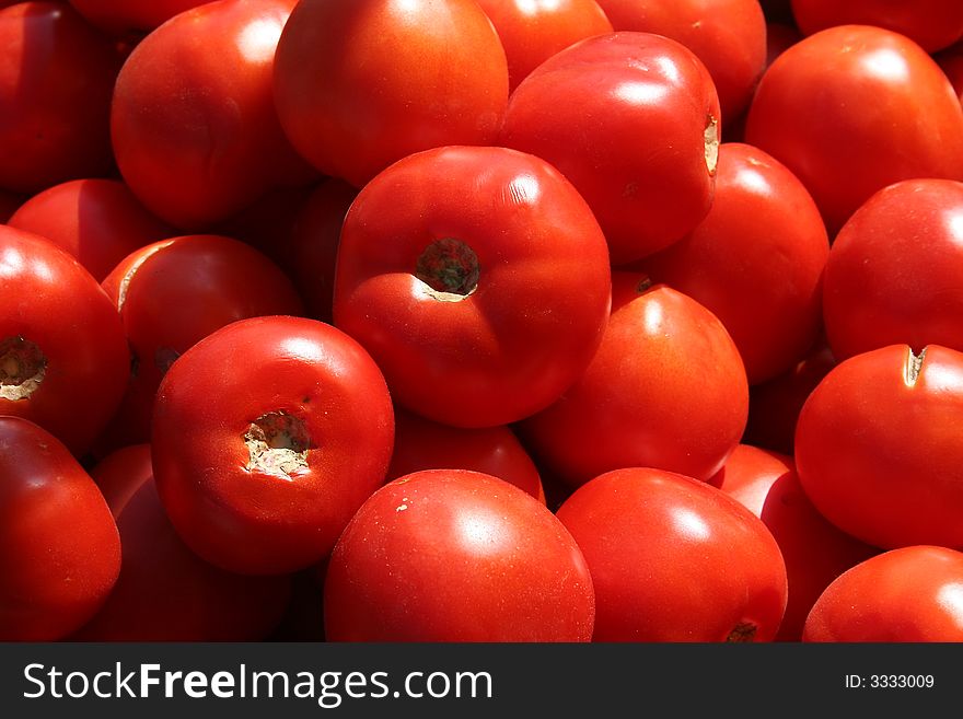Beefsteak tomatoes taken at a local farmer\'s market. Beefsteak tomatoes taken at a local farmer\'s market