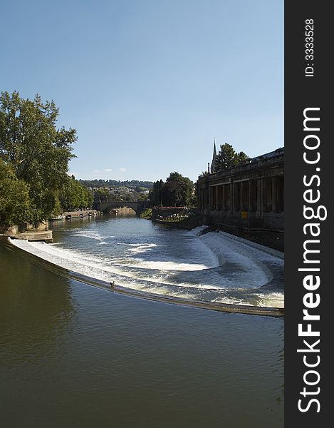 Waterfall at Pulteney Bridge on boat