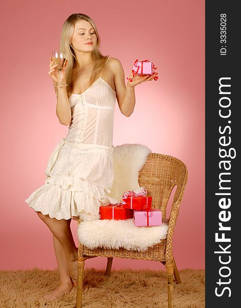 Woman & Gifts